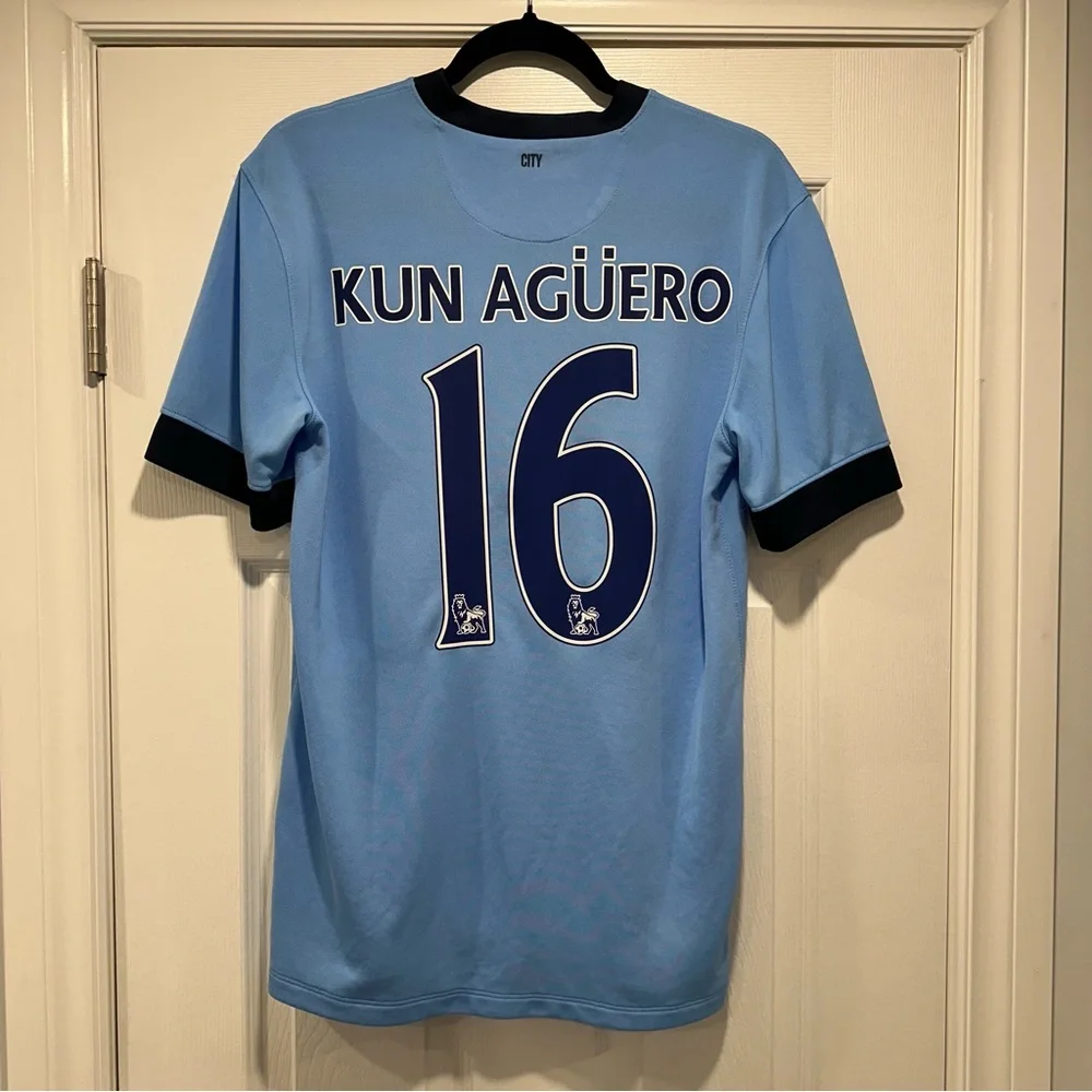 Manchester City 2013/2014 Home Jersey, Medium, Aguero 16, Football, Soccer - Picture 2 of 7